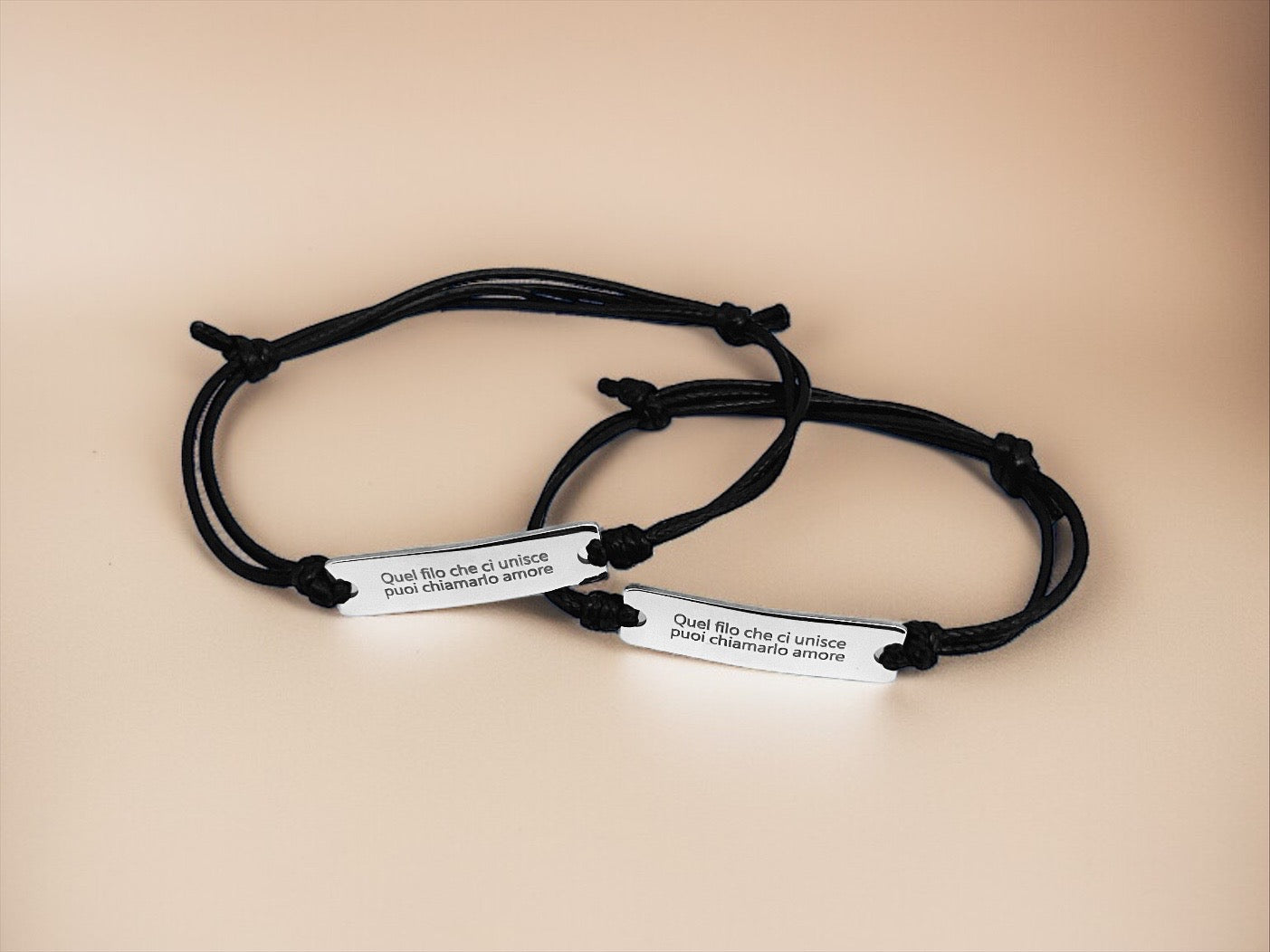 Bracciale cordino con Piastrina