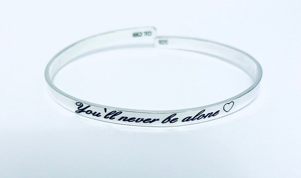 Bracciale Rigido a Fascia